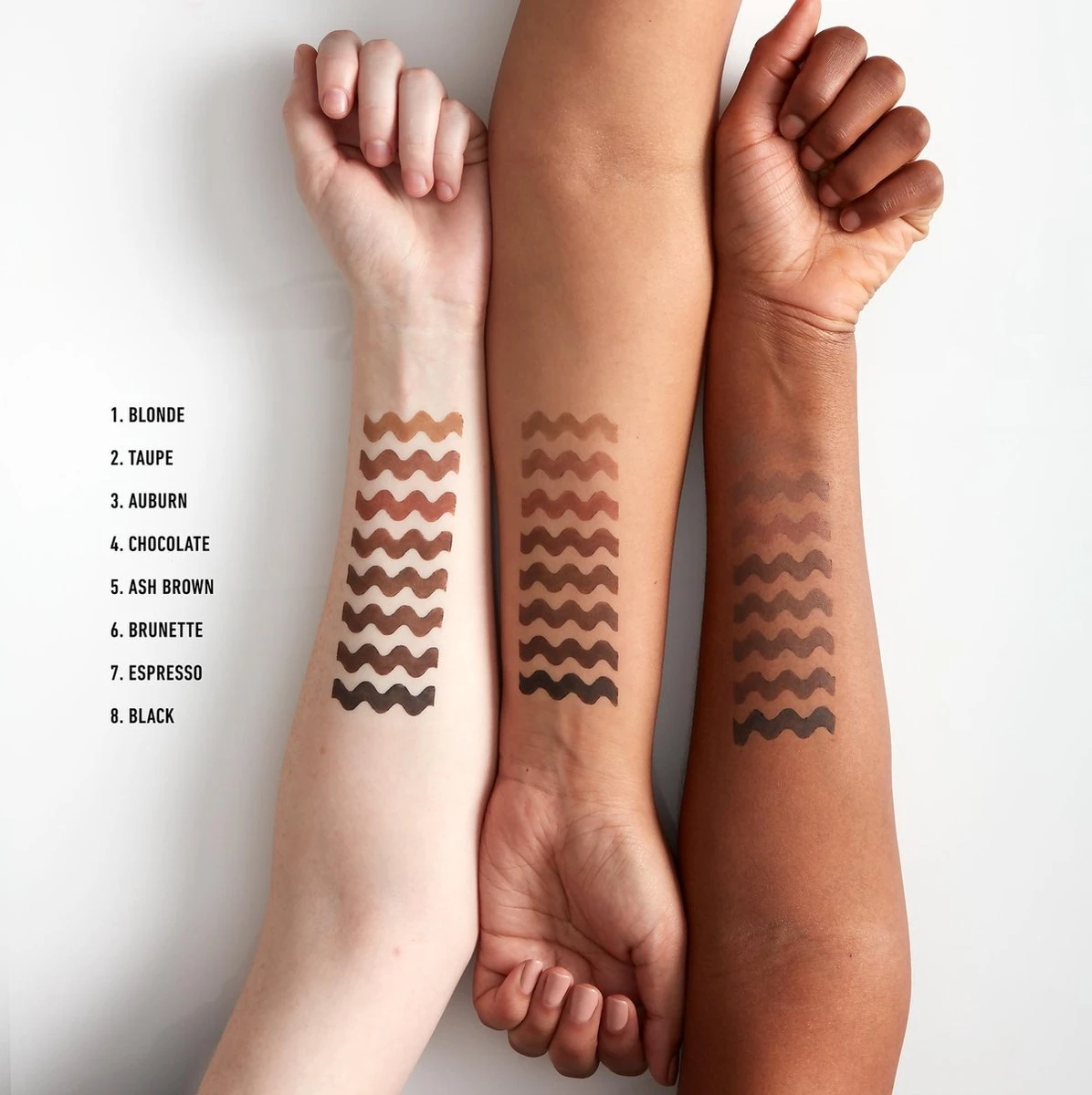 NYX Professional Makeup Fill & Fluff Eyebrow Pomade Pencil - FFEP02 Taupe - Wenkbrauw Potlood - 0,2 Gr 3 NYX Professional Makeup Fill & Fluff Eyebrow Pomade Pencil - FFEP02 Taupe - Wenkbrauw Potlood - 0,2 Gr - Afbeelding 3