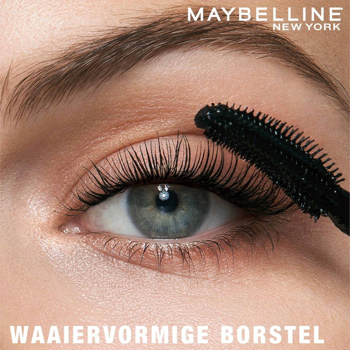 Maybelline Lash Sensational Volume Mascara - Very Black - Zwart 2 Maybelline Lash Sensational Volume Mascara - Very Black - Zwart - Afbeelding 2