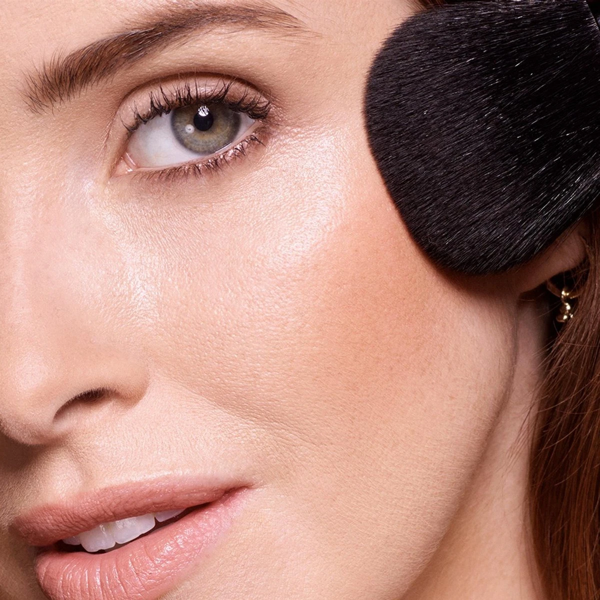 Max Factor Facefinity Matte Powder Bronzer - 001 Light Bronze - Afbeelding 3