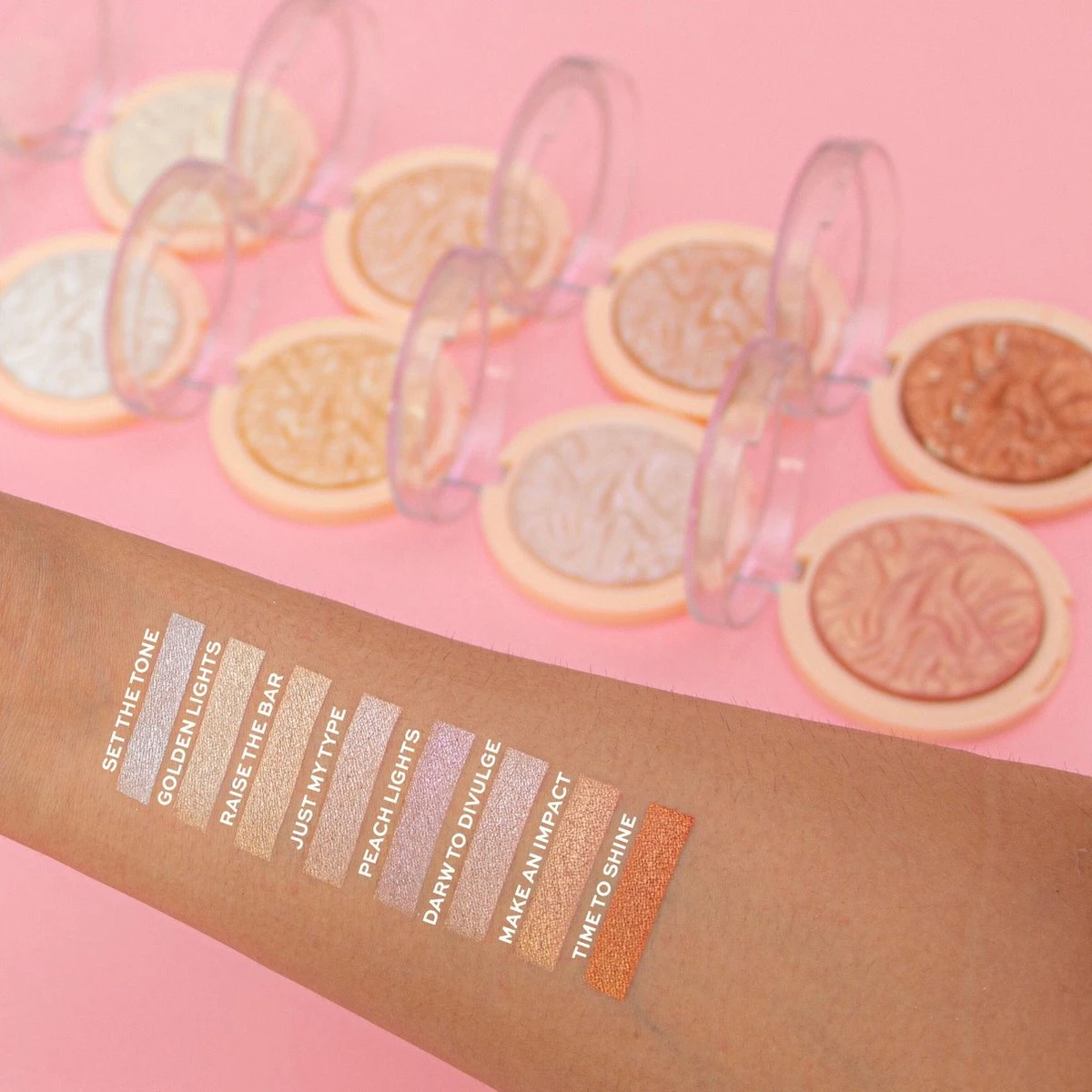 Makeup Revolution - Reloaded Highlighter Peach Lights - Afbeelding 7