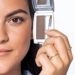 Herome Eye Care Wenkbrauw Poeder Donkerbruin - Compact Brow Powder Dark Brown - Waterproof Verrijkt Met Panthenol - Volumineuze Wenkbrauwen -Make-up Mode Goedkope Winkel 1200x1200 908